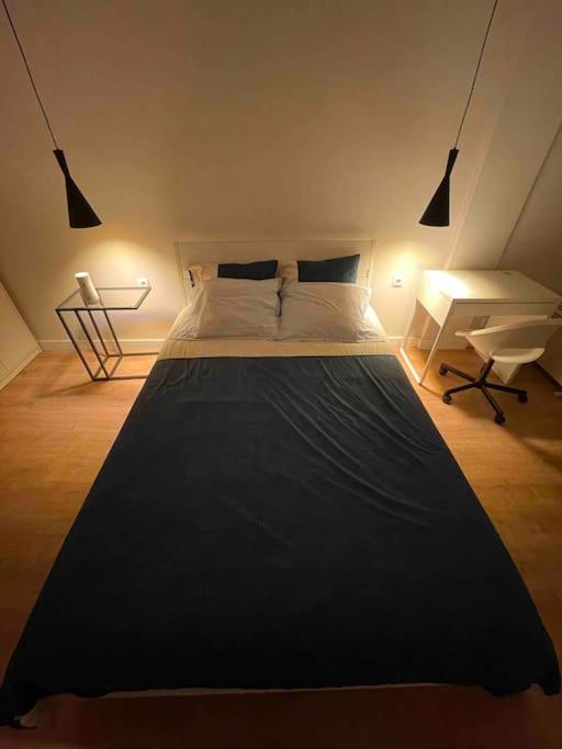 Quarto De Casal Close To Lisbon Flat Equipado Almada Exterior foto