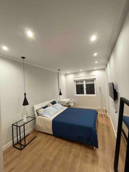 Quarto De Casal Close To Lisbon Flat Equipado Almada Exterior foto